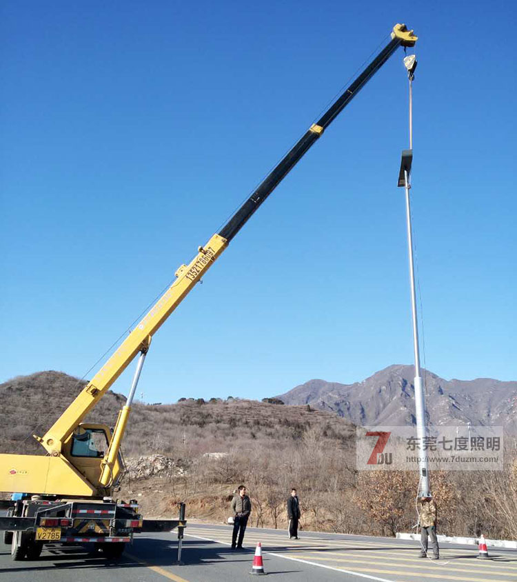 东莞91香蕉视频在线下载照明道路路灯安装现场图片